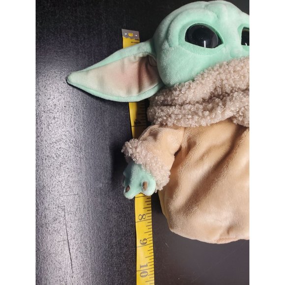 Mattel Disney's Star Wars The Mandalorian The Child 9 Inch Plush - New with Tags - Picture 12 of 12